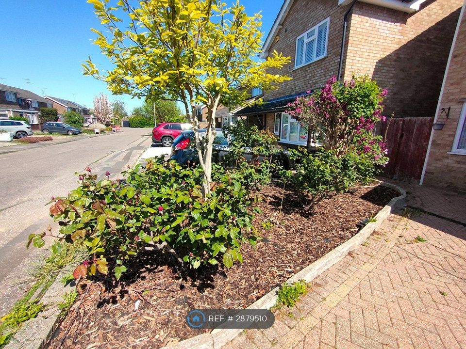 Property photo 2 of 23