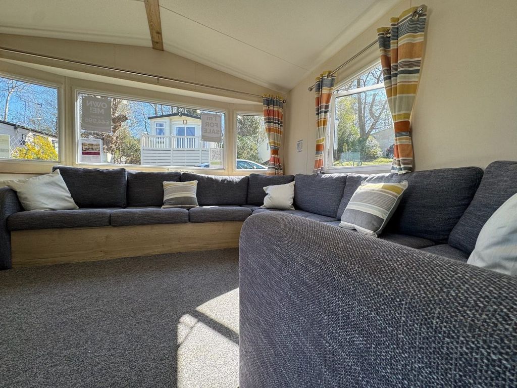 Property photo 3 of 6