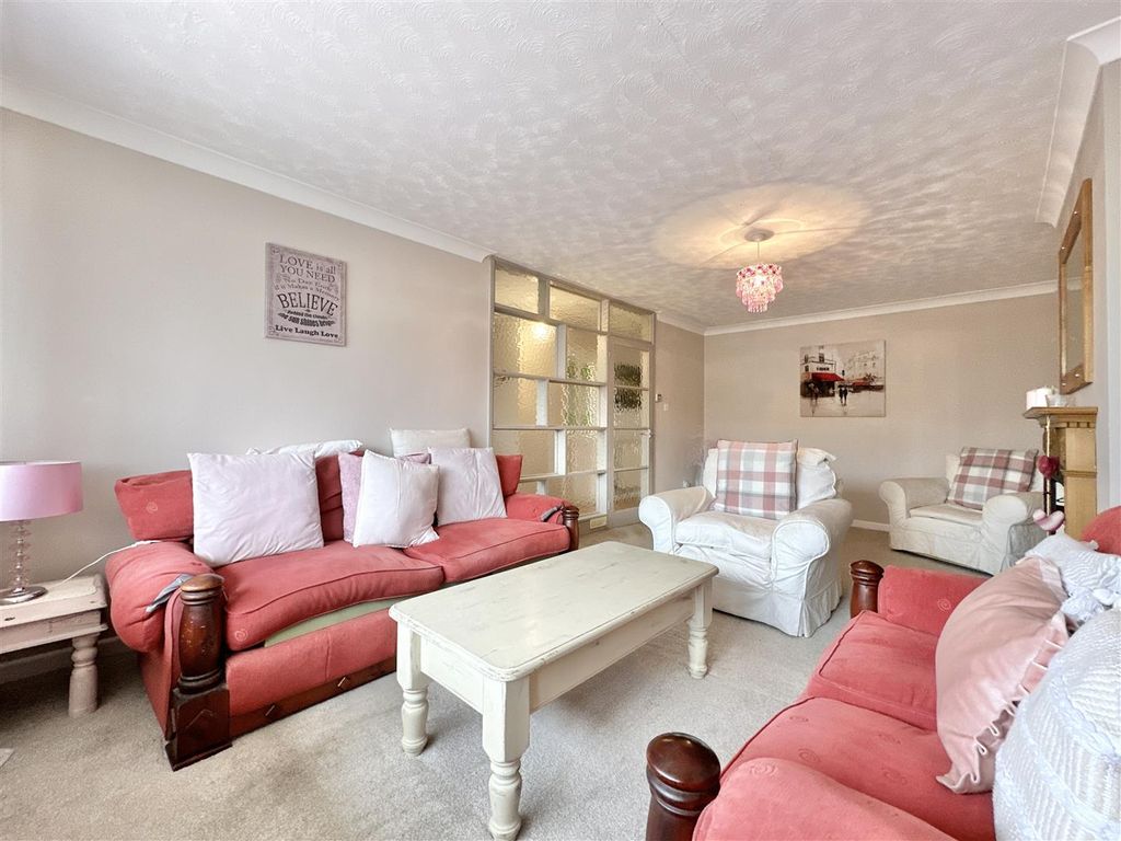 Property photo 2 of 17 Living Room.Jpg