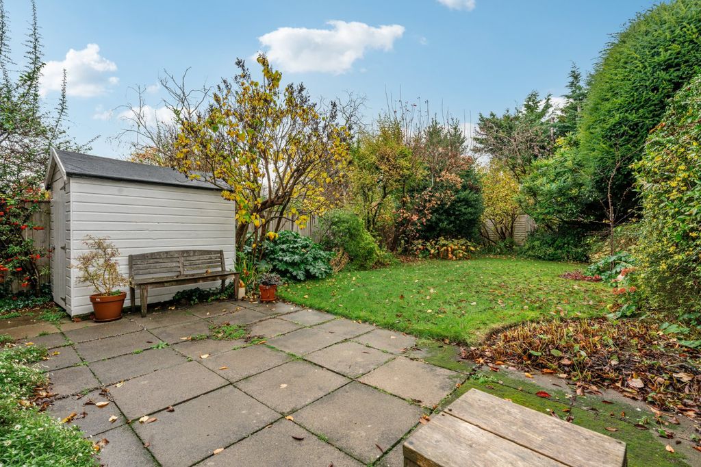 Property photo 2 of 13