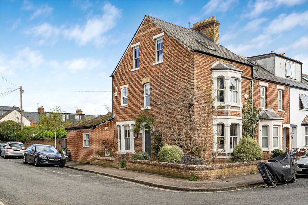 Property photo 1 of 22 Picture No. 17