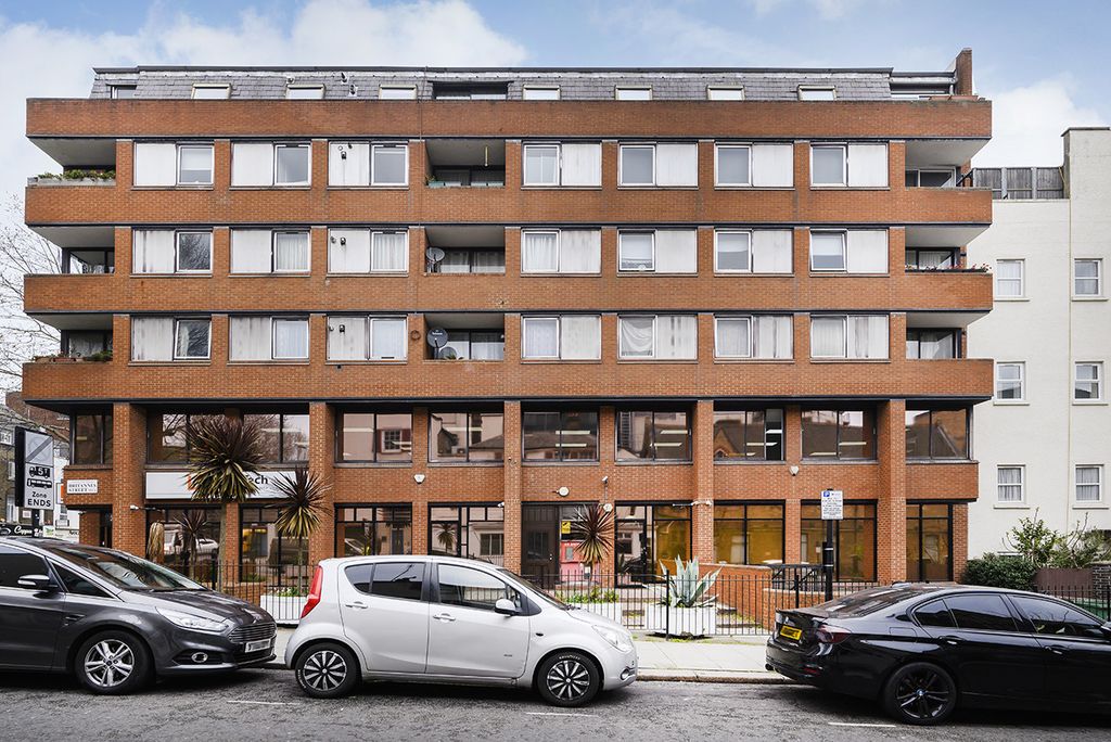 Property photo 1 of 10