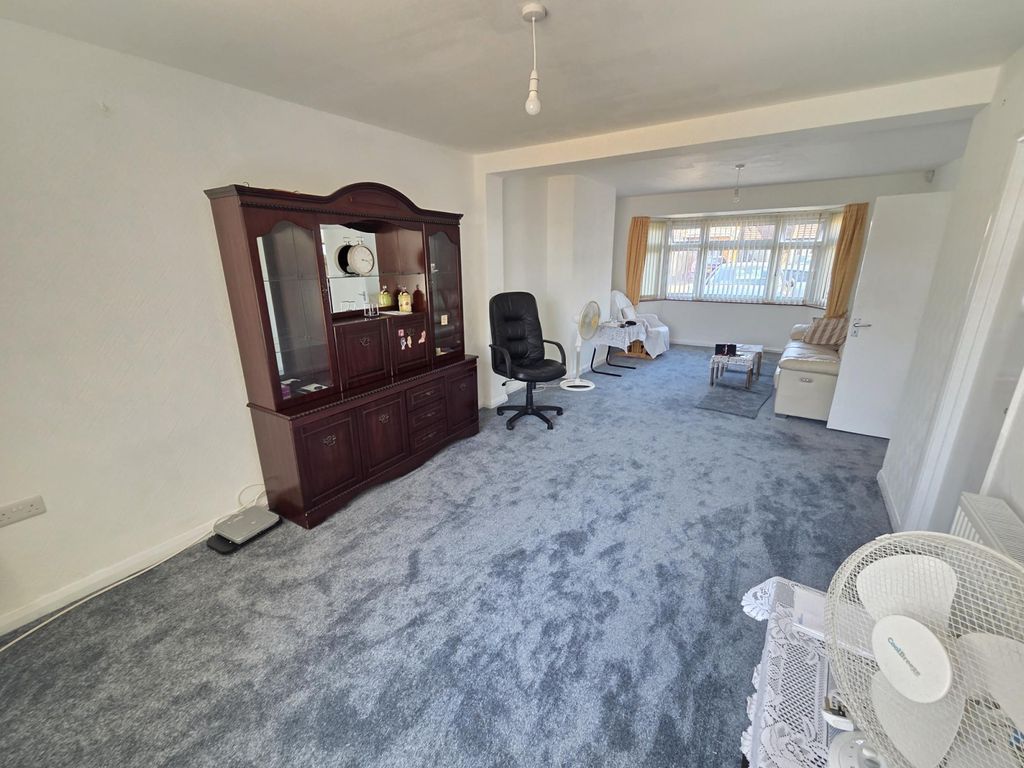 Property photo 2 of 10 Gallery