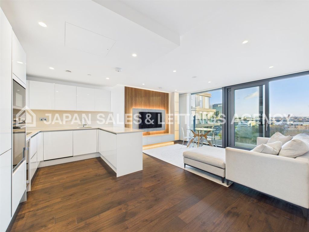 Property photo 1 of 19 Cam04401G0-Pr0095-Still010.Jpg