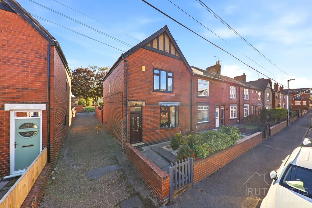 Property photo 1 of 28