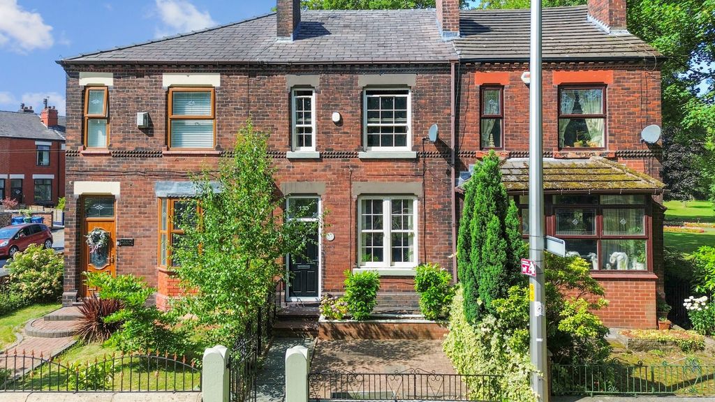 Property photo 1 of 13