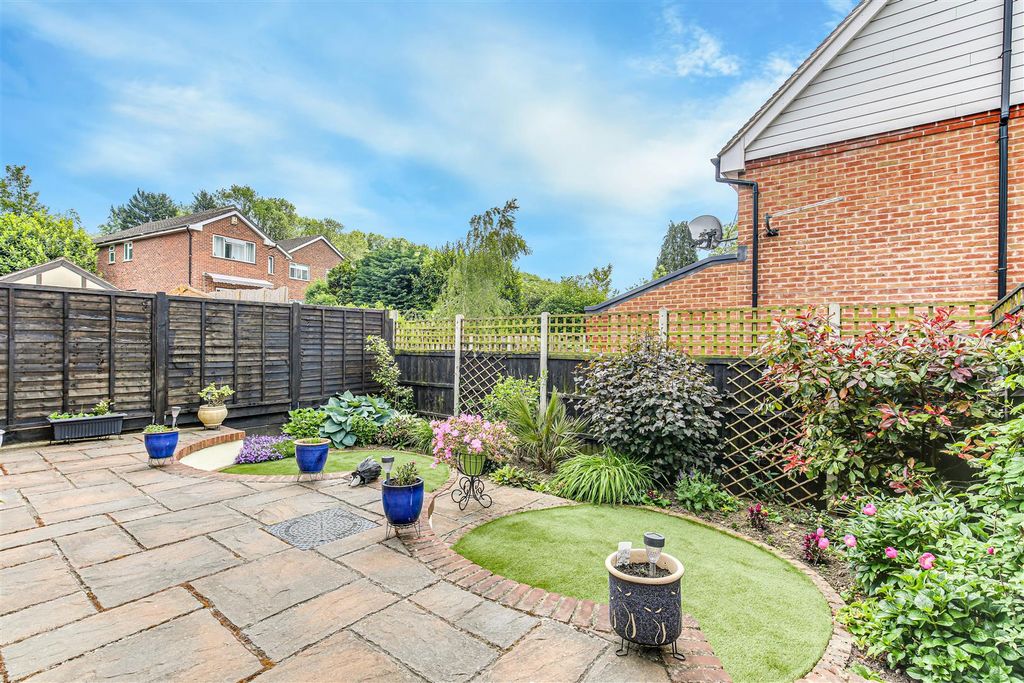 Property photo 3 of 10 24.Jpg