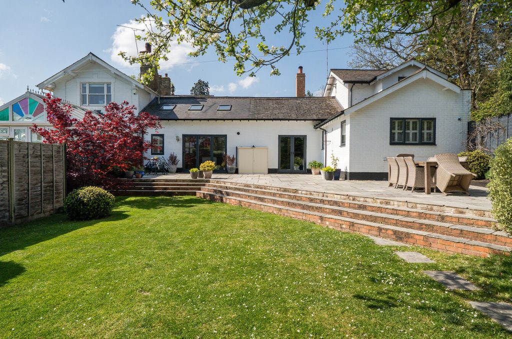 Property photo 1 of 24 1446087-38-69E8Ad...