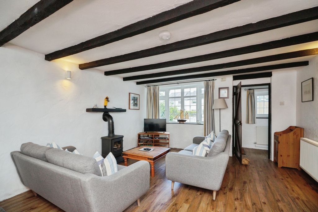 Property photo 3 of 14 Pbox-Img.Jpg
