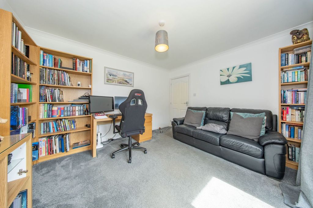 Additional image 13 of 4 bed detached house for sale2 Holmes Court, Broxburn EH52