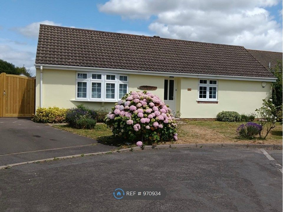 Property photo 1 of 11 Front