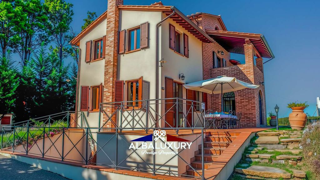 Property photo 2 of 33