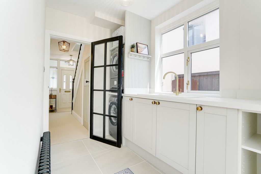Additional image 10 of 3 bed semi-detached house for saleBaldwin Road, Kidderminster DY10