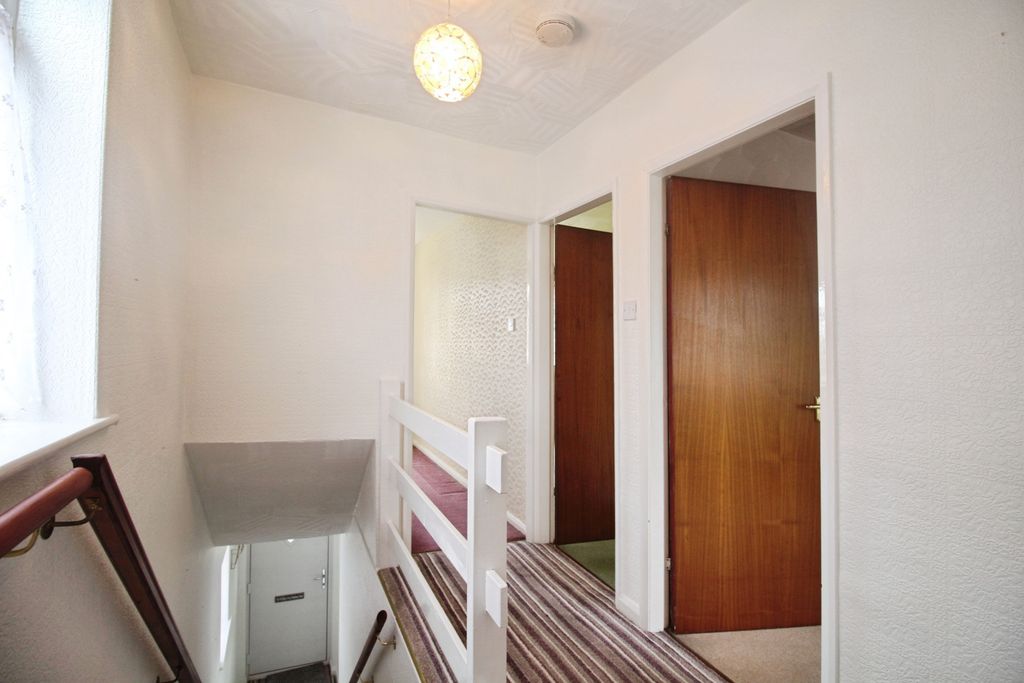Additional image 13 of 3 bed semi-detached house for saleLeeds Old Road, Heckmondwike WF16