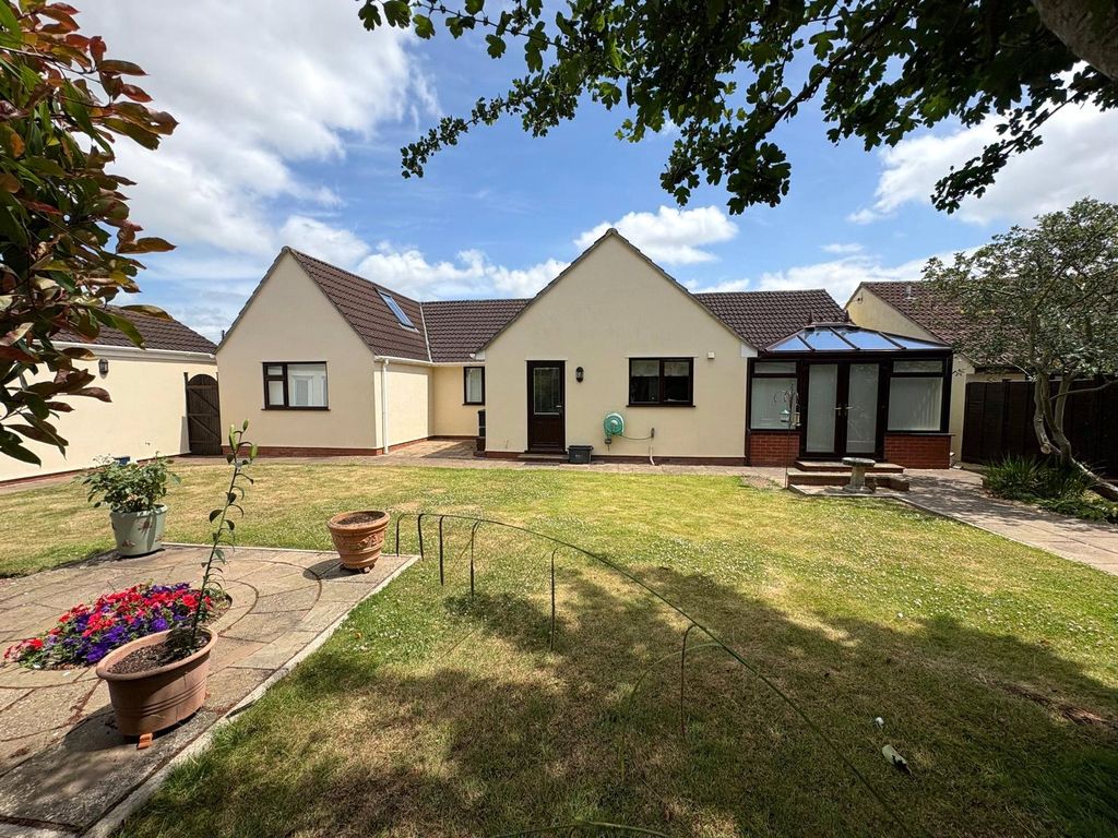 Property photo 2 of 16 Picture No. 54