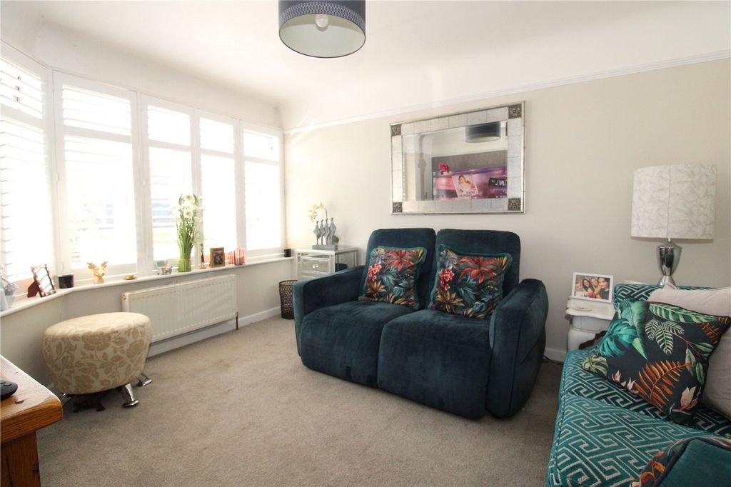 Property photo 2 of 14 Picture No. 02