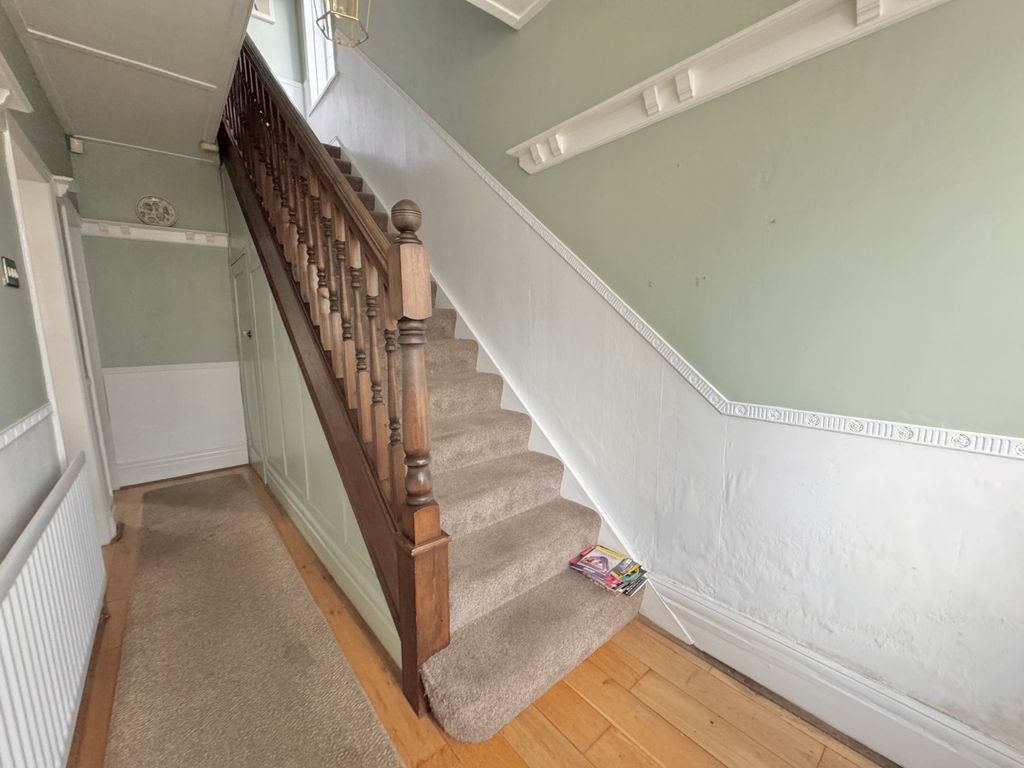 Property photo 2 of 16 Img_3334