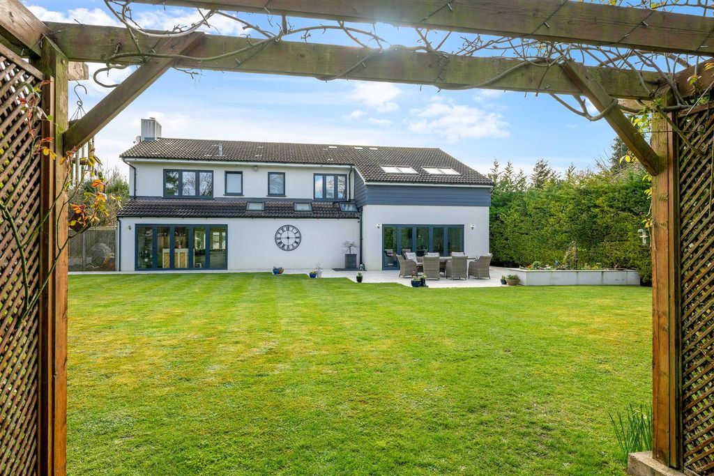 Additional image 26 of 5 bed detached house for saleGarden Walk, Coulsdon CR5