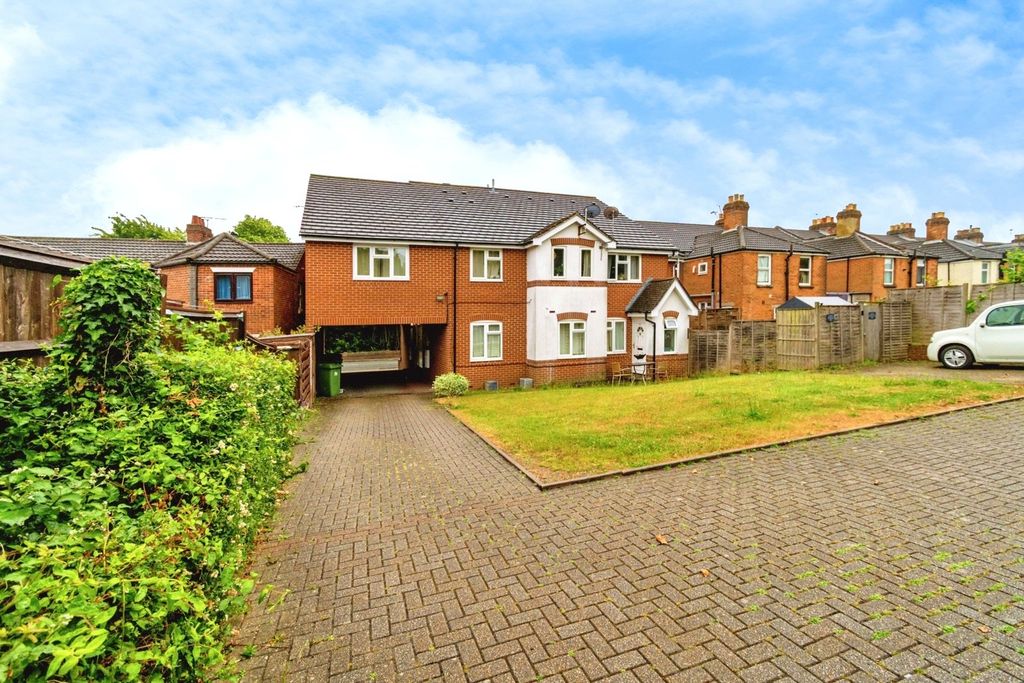 Property photo 1 of 6 Picture No. 07