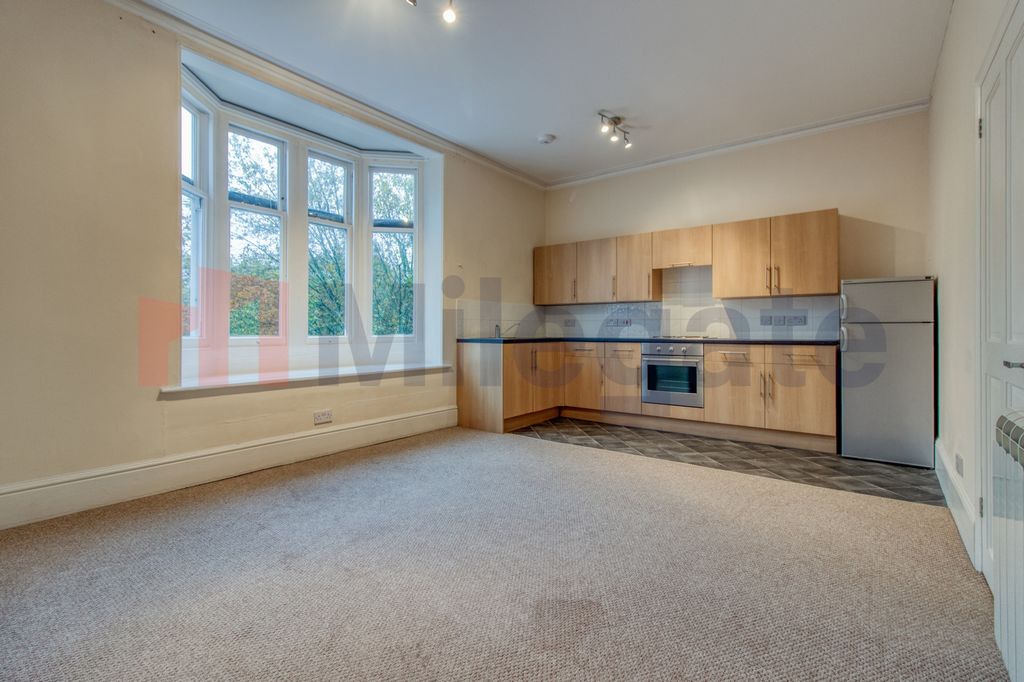 Property photo 2 of 9 Photo 4