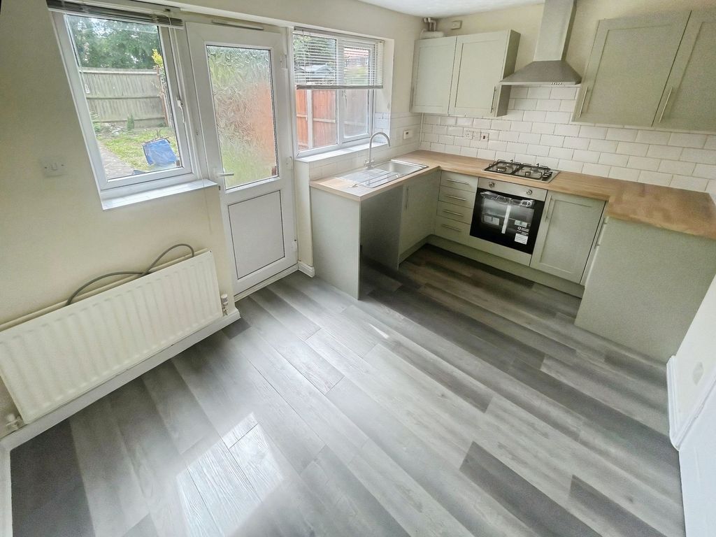 Property photo 2 of 7