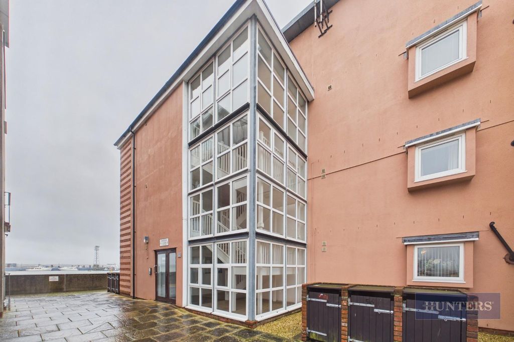 Property photo 1 of 12 Cam05152G0-Pr0371-Still031.Jpg