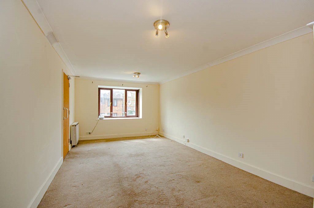 Property photo 3 of 6 Picture No. 04