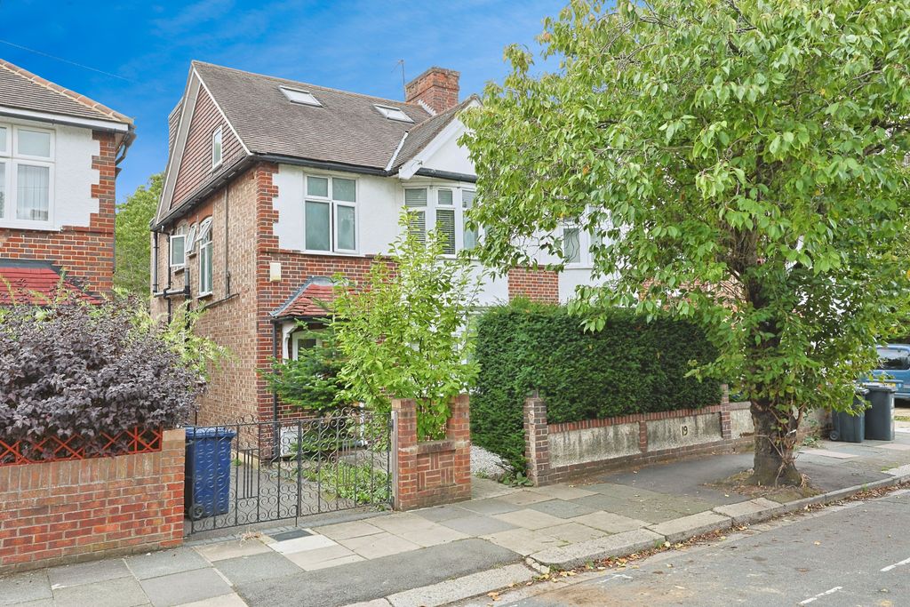 Property photo 2 of 19 The Property