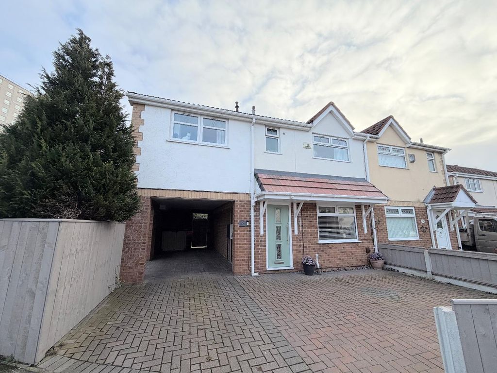 Property photo 1 of 14 Front