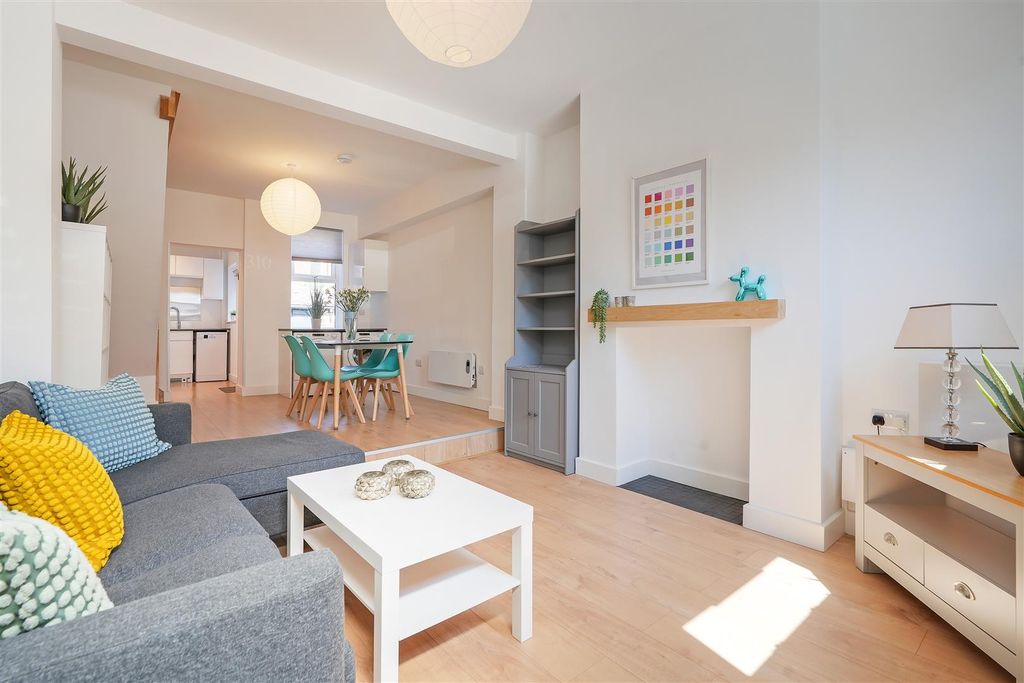 Property photo 2 of 20 Ground Floor 1.Jpg