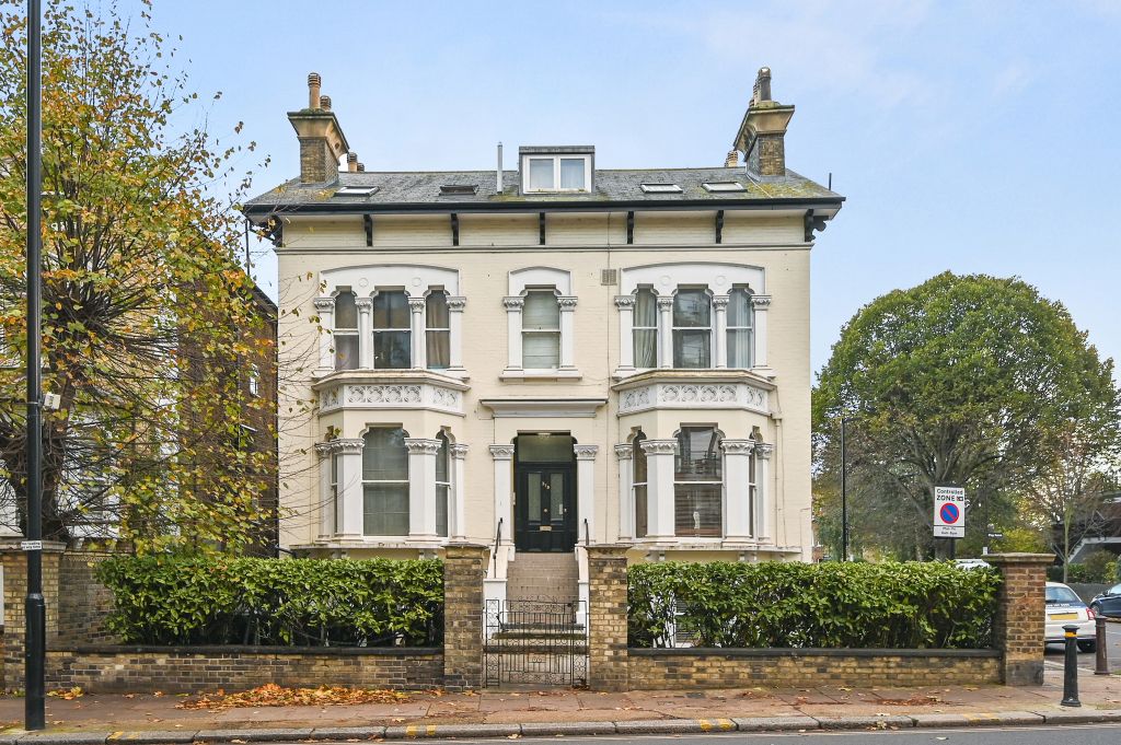 Property photo 1 of 9