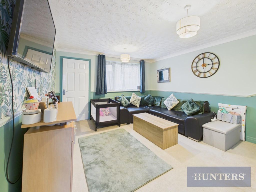 Property photo 2 of 13 Cam05316G0-Pr0309-Still010.Jpg