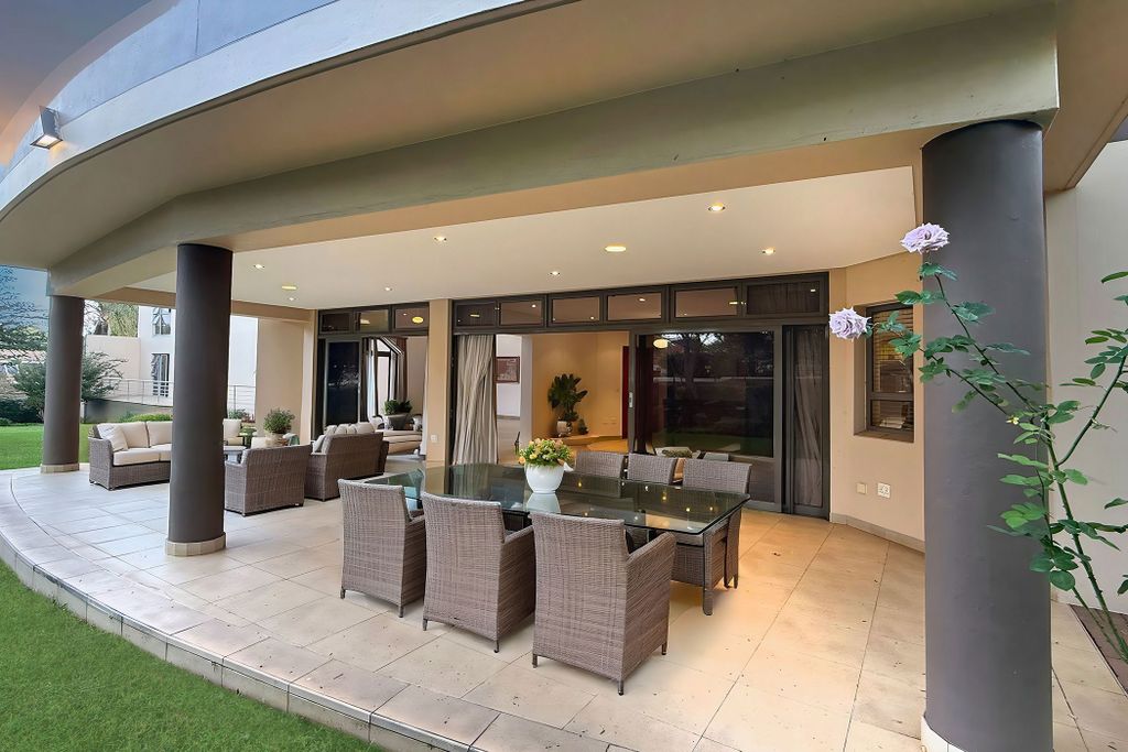 Property photo 2 of 58 Hp1696201