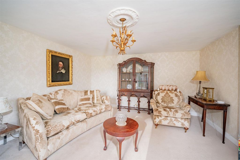 Property photo 2 of 41 Lochmill Cottage Kirriemuir-2.Jpg