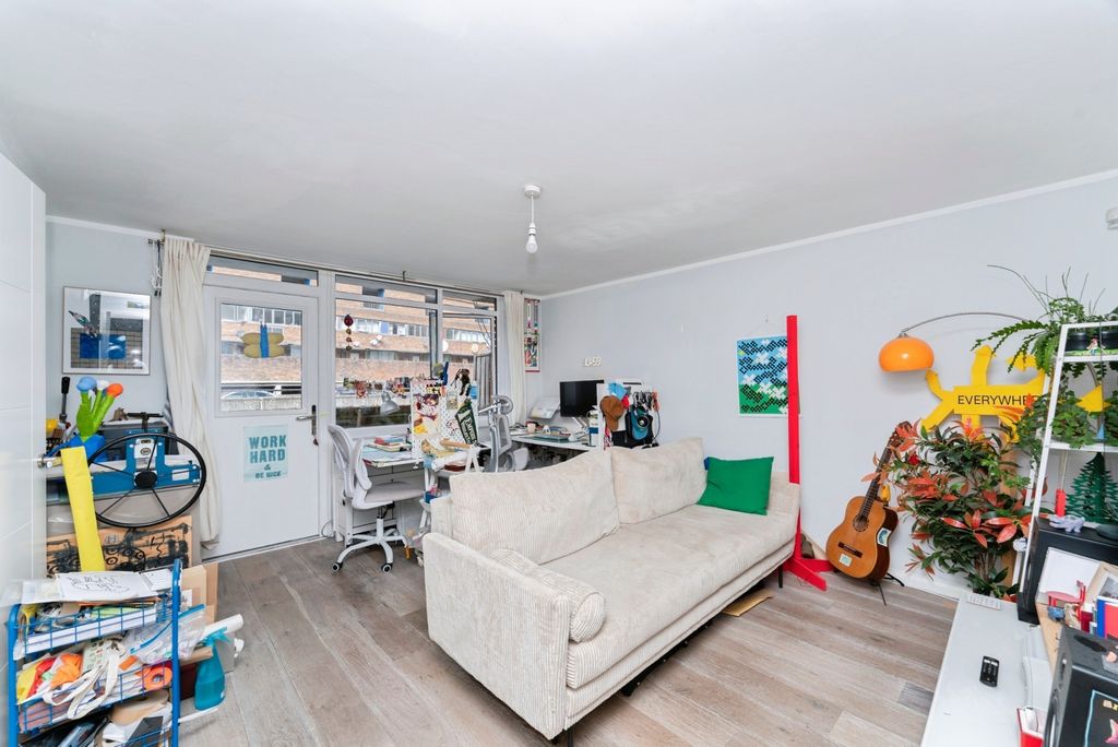 Property photo 2 of 10 Image 1