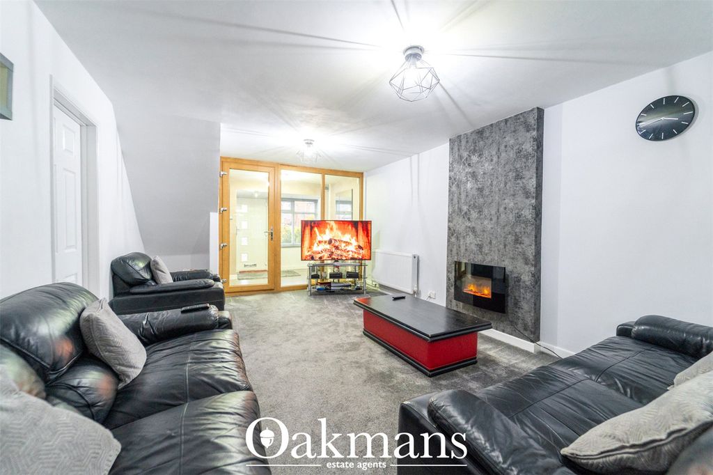 Property photo 3 of 27 Picture No. 04