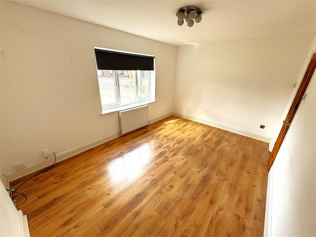 Property photo 2 of 29 Image0.Jpeg