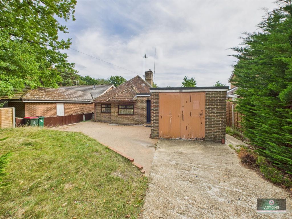Property photo 1 of 10 Cam04622G0-Pr0026-Still009.Jpg