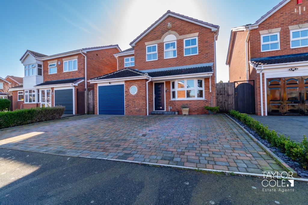 Property photo 1 of 25