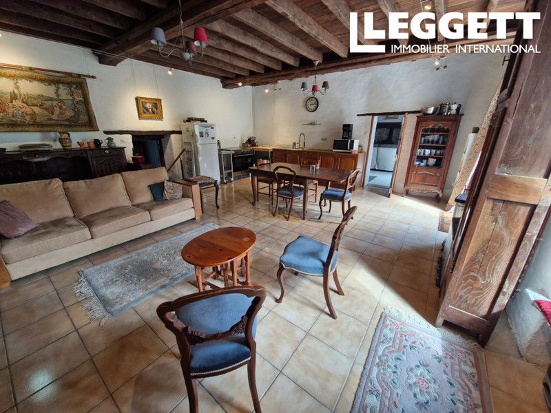 Property photo 2 of 10