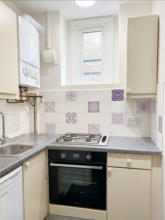 Property photo 2 of 7 5524691