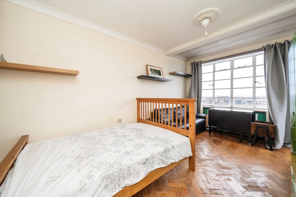 Property photo 2 of 4