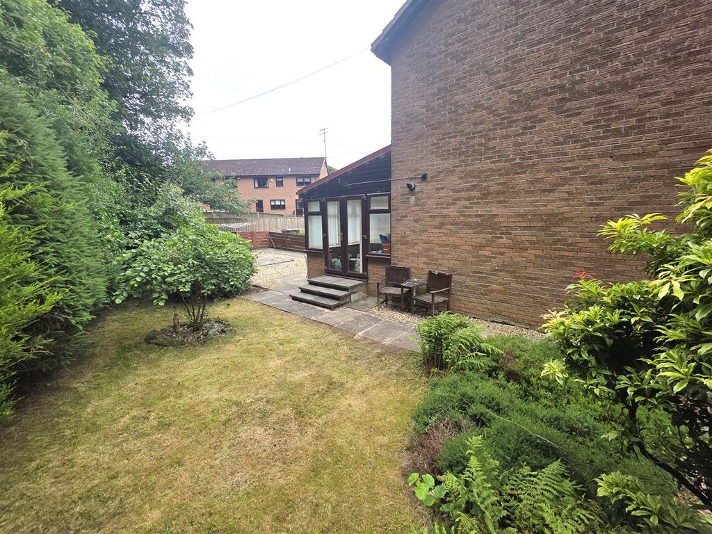 Property photo 3 of 5