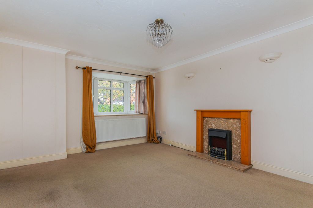 Property photo 2 of 10 Lounge