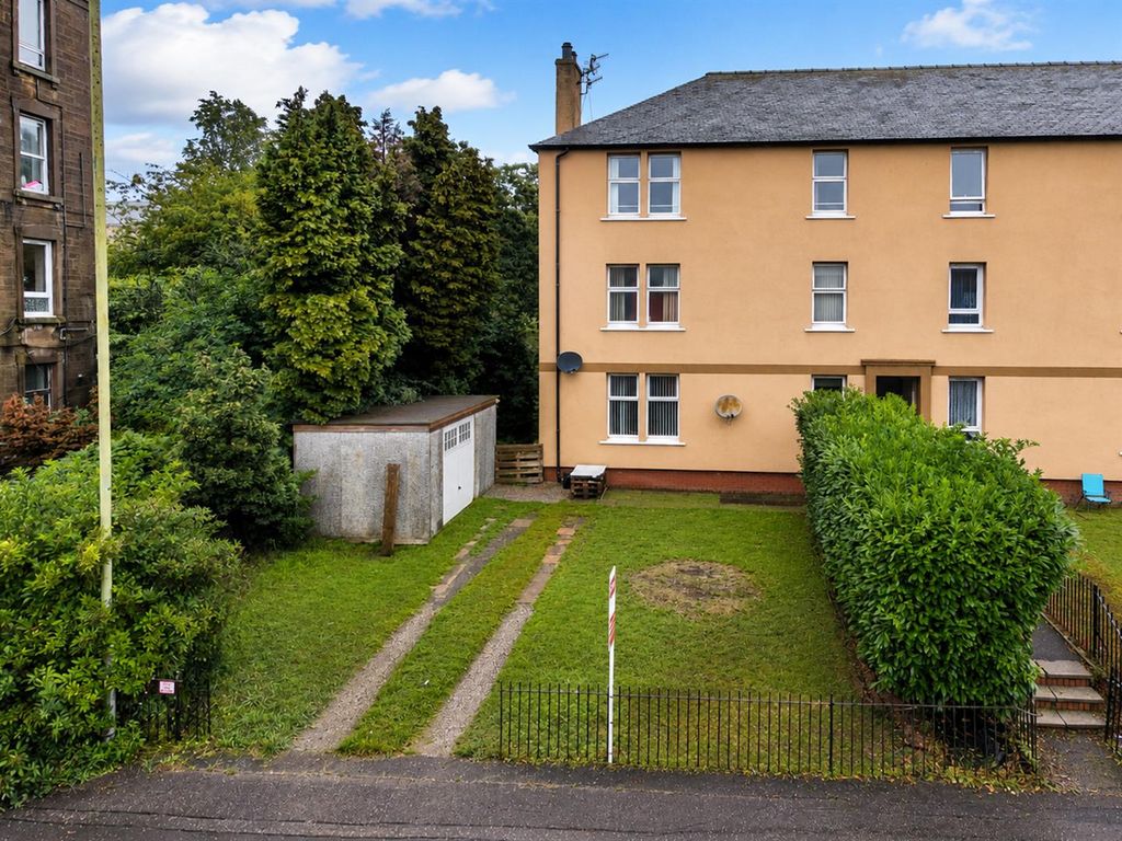 Property photo 1 of 14 71A Sandeman Street Dundee-2.Jpg