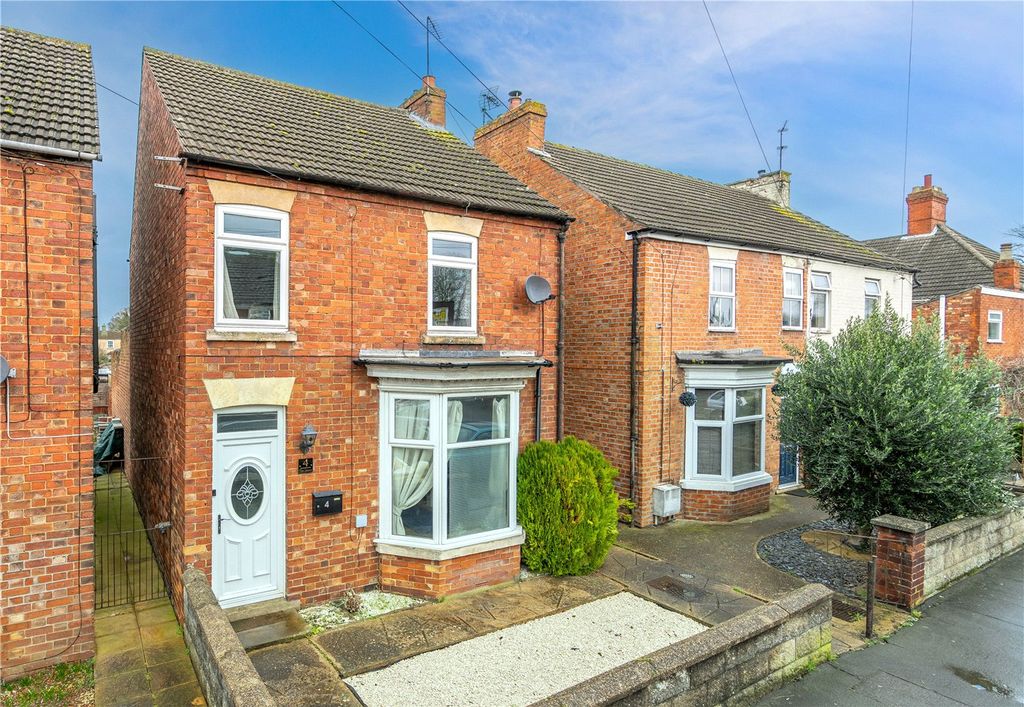 Property photo 1 of 15 Picture No. 04