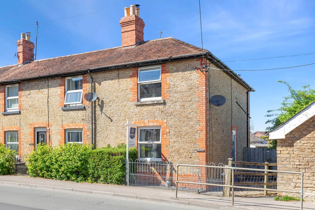 Property photo 1 of 14 Front (Exterior)