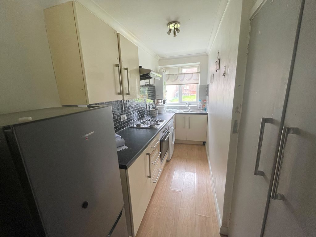 Property photo 2 of 10 5449205