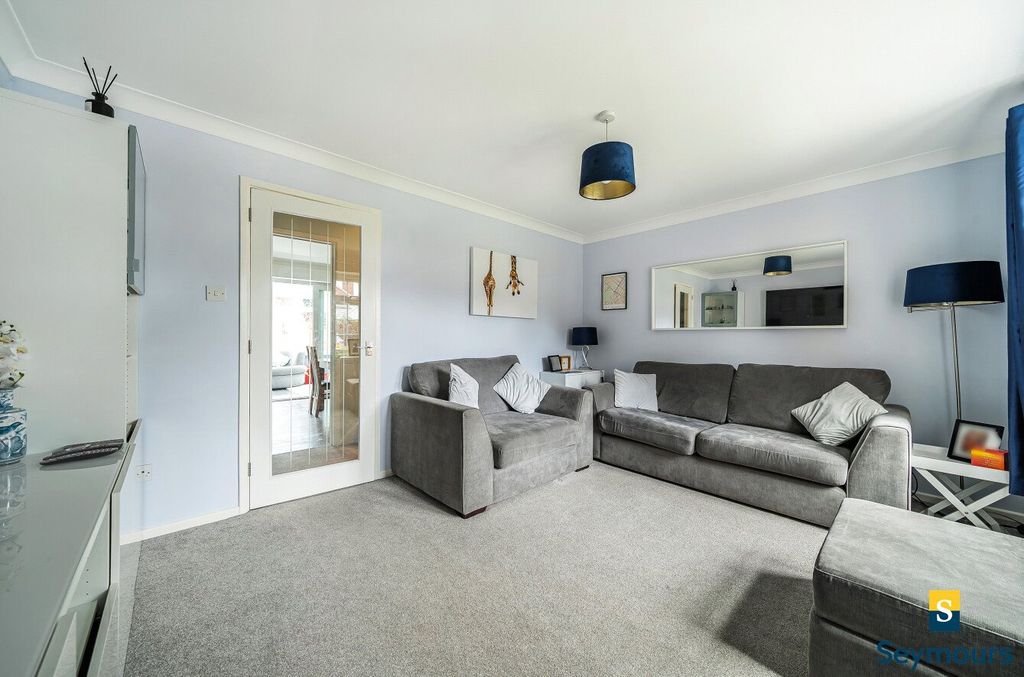 Property photo 3 of 19 Reception Room