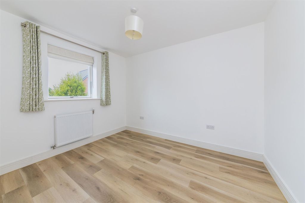 Property photo 2 of 20 Em1A5453-1.Jpg